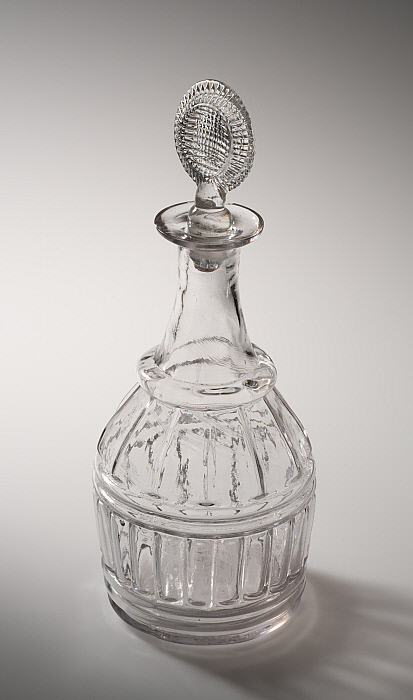 Decanter and Stopper Slider Image 2